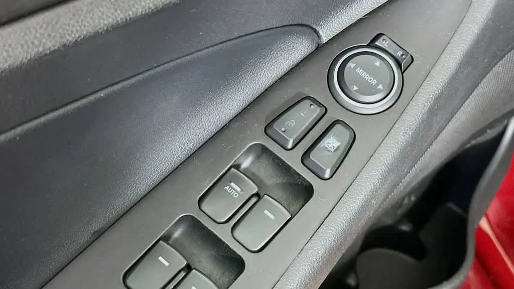 2011 Hyundai SONATA SE 2.0T