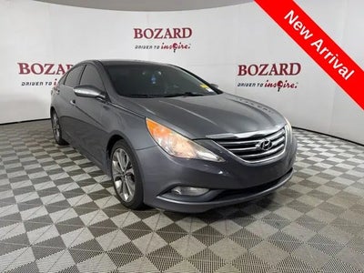 Photo of a 2014 Hyundai Sonata SE 2.0T 4DR Sedan for sale