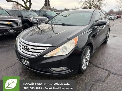 Photo of a 2013 Hyundai Sonata SE 2.0T 4DR Sedan for sale