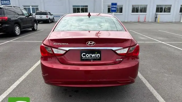2011 Hyundai SONATA SE