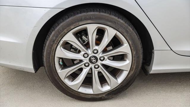 2012 Hyundai SONATA SE