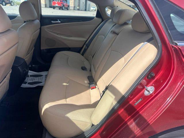 2013 Hyundai Sonata - $9,888