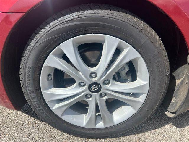 2013 Hyundai Sonata - $9,888