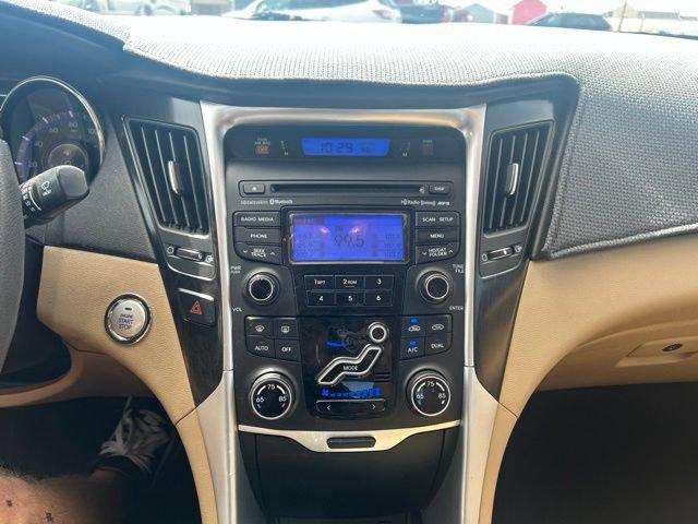 2013 Hyundai Sonata - $9,888