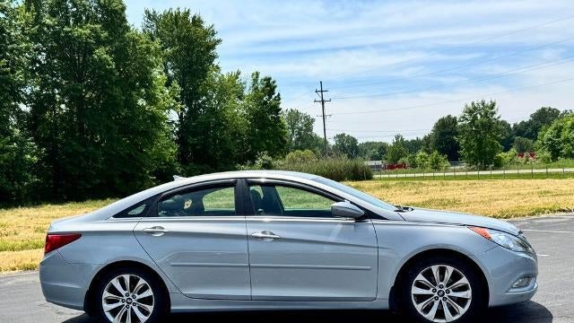 2011 Hyundai SONATA SE