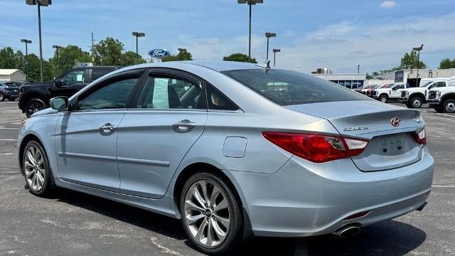2011 Hyundai SONATA SE