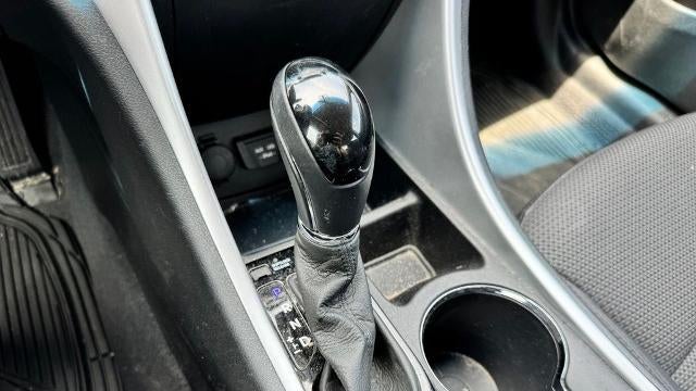 2011 Hyundai SONATA SE