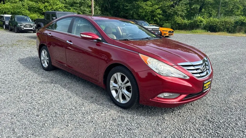 2011 Hyundai SONATA SE