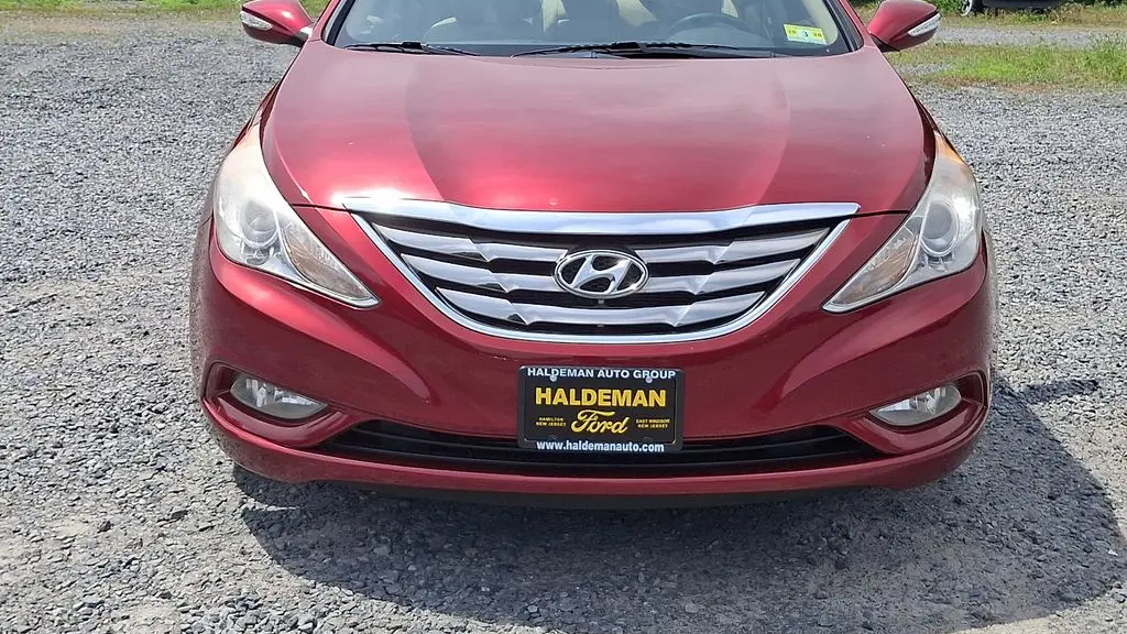 2011 Hyundai SONATA SE
