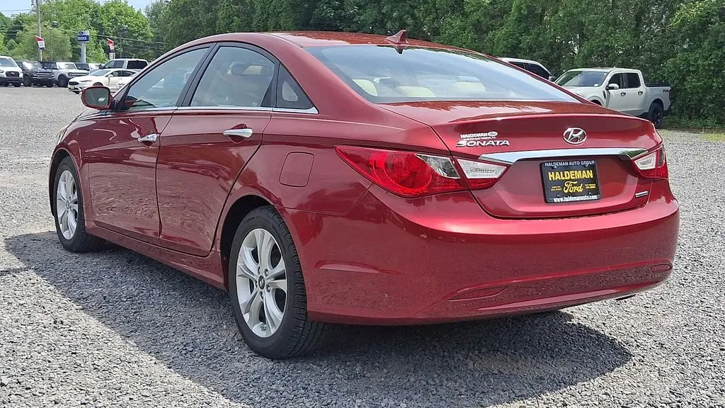 2011 Hyundai SONATA SE