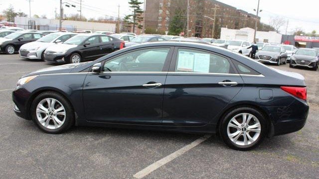2013 Hyundai SONATA Limited