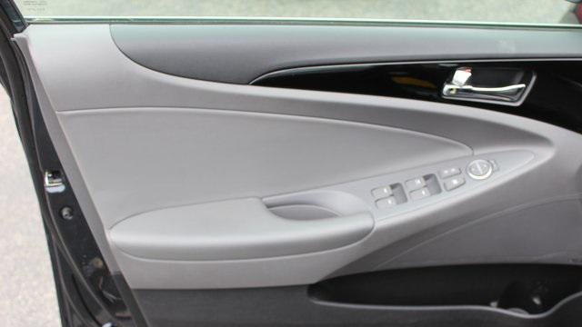 2013 Hyundai SONATA Limited