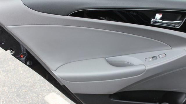 2013 Hyundai SONATA Limited
