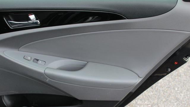 2013 Hyundai SONATA Limited