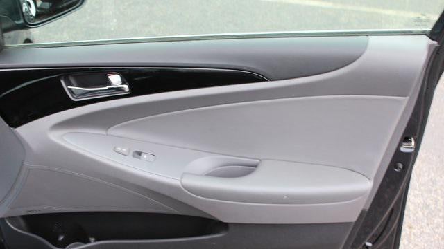 2013 Hyundai SONATA Limited