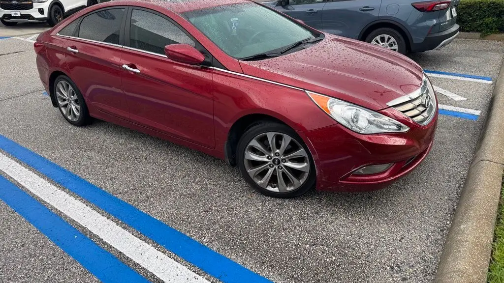 2012 Hyundai SONATA SE