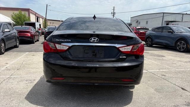 2013 Hyundai SONATA Limited