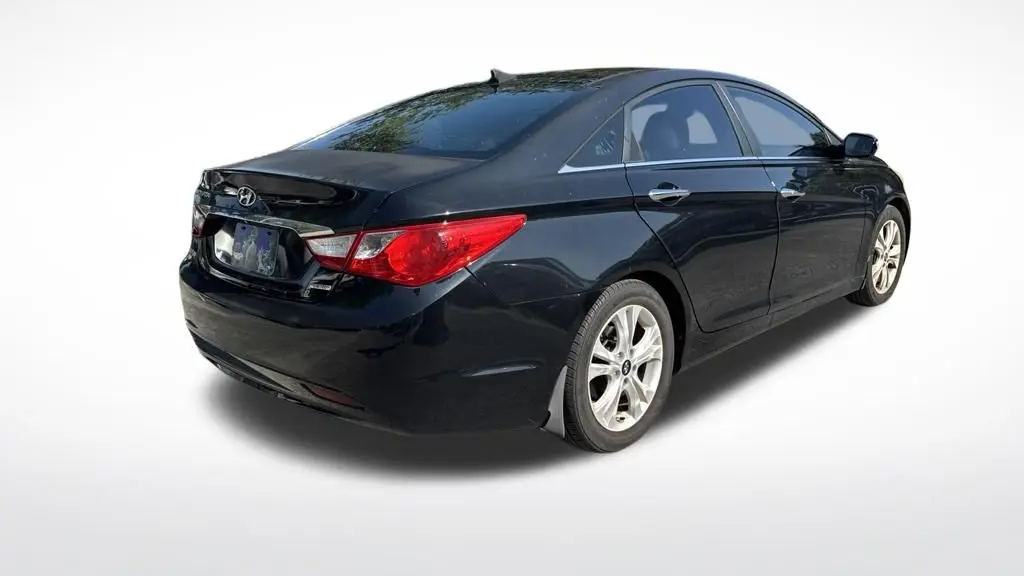 2013 Hyundai SONATA SE