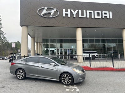 Photo of a 2014 Hyundai Sonata SE 4DR Sedan for sale