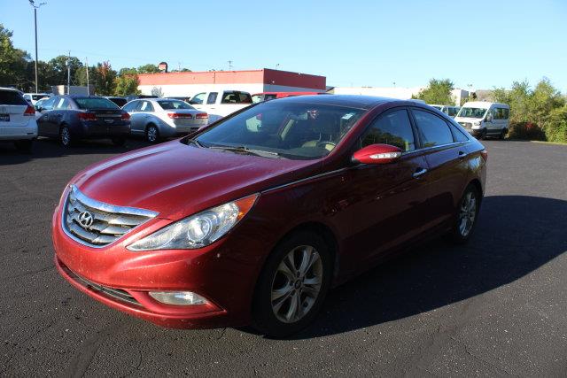2012 Hyundai SONATA Limited — photo 1 of 12