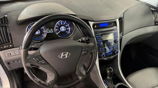 2012 Hyundai SONATA Limited