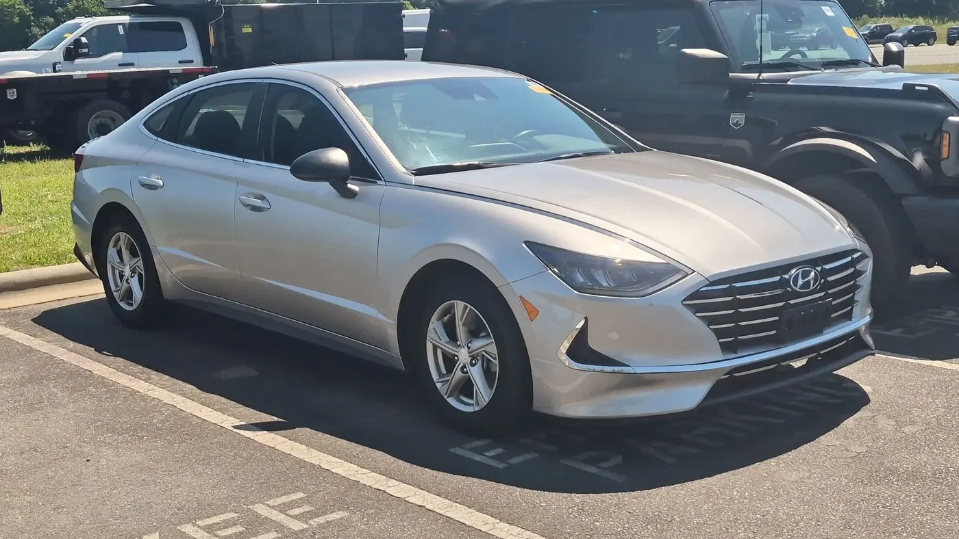 2021 Hyundai SONATA SE