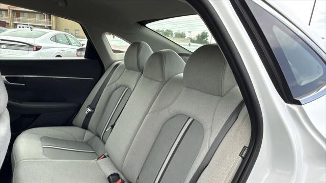 2021 Hyundai SONATA SE