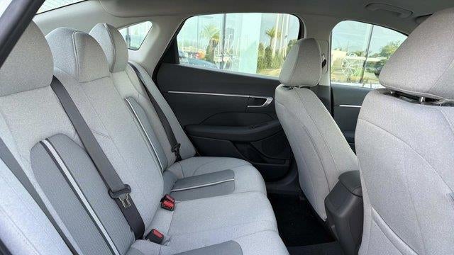 2021 Hyundai SONATA SE