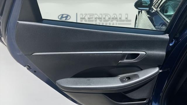 2022 Hyundai SONATA SE