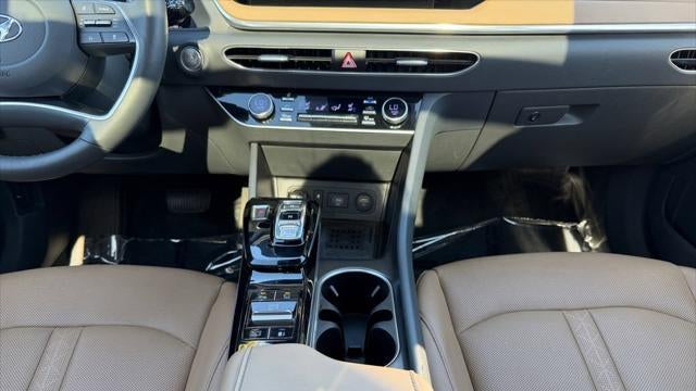 2021 Hyundai SONATA Limited