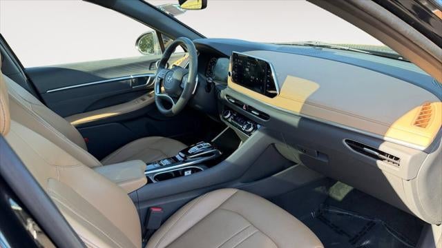 2021 Hyundai SONATA Limited