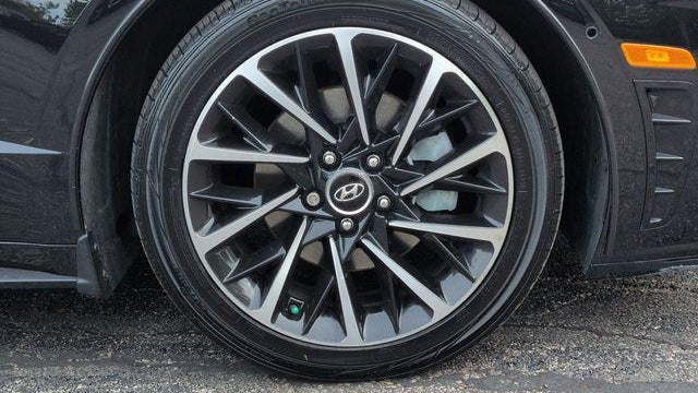 2021 Hyundai SONATA Limited
