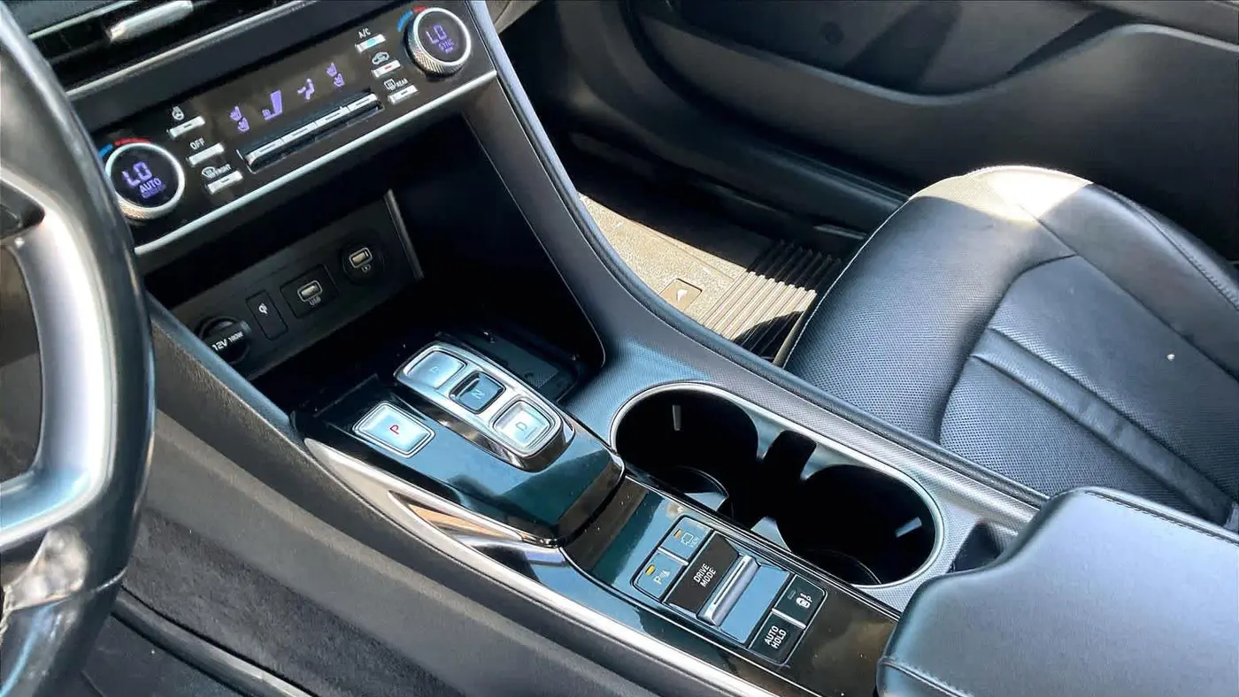 2021 Hyundai SONATA Limited