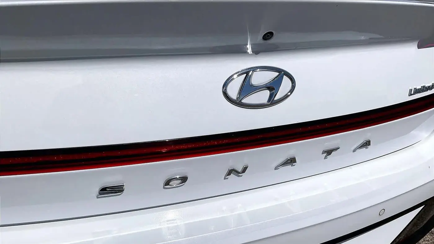 2021 Hyundai SONATA Limited