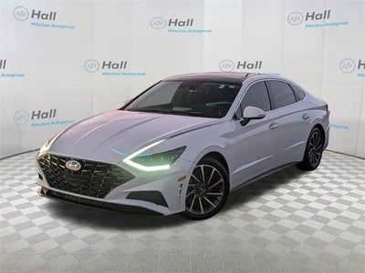Photo of a 2020 Hyundai Sonata Limited 4DR Sedan for sale