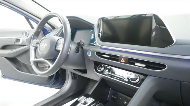 2022 Hyundai SONATA Limited