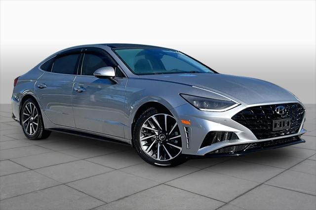 2020 Hyundai SONATA Limited — photo 1 of 12
