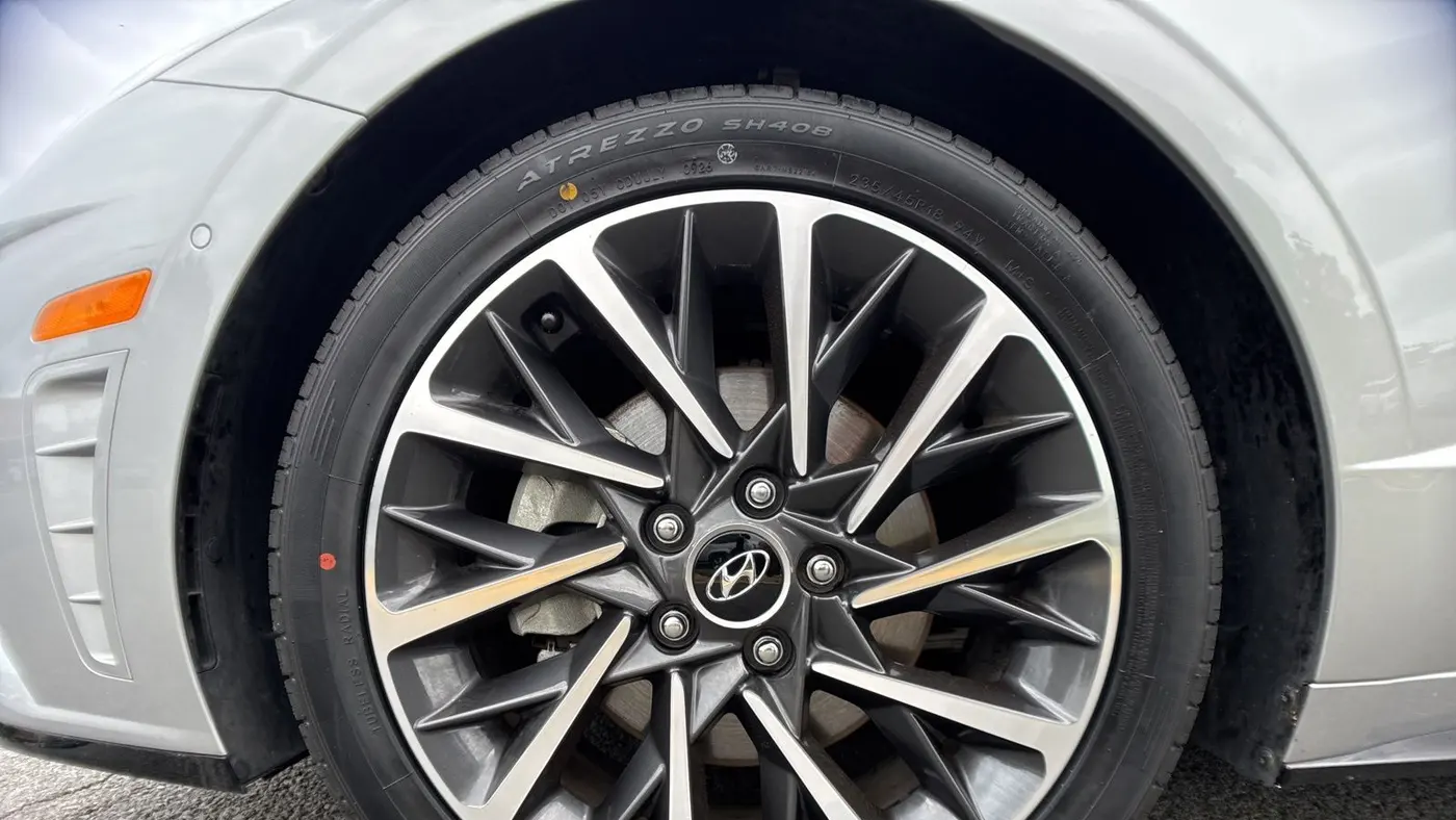 2020 Hyundai SONATA Limited