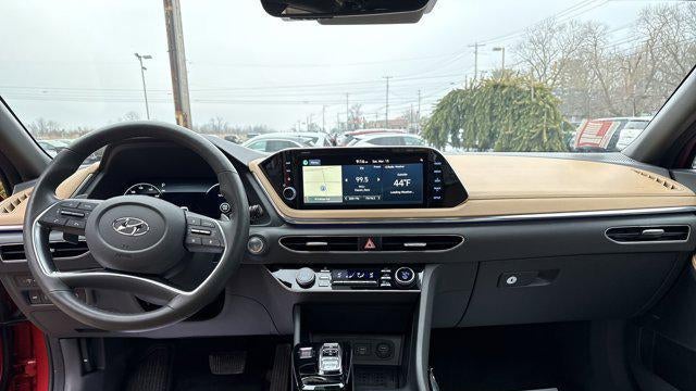 2021 Hyundai SONATA Limited