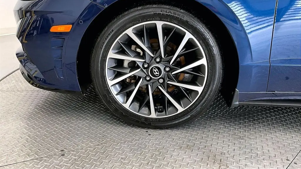 2021 Hyundai SONATA Limited