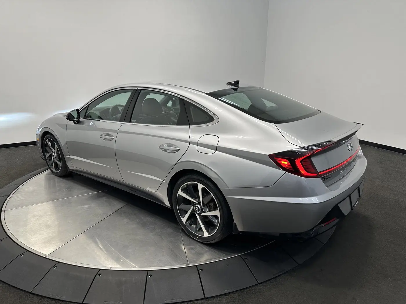 2021 Hyundai Sonata - $18,499