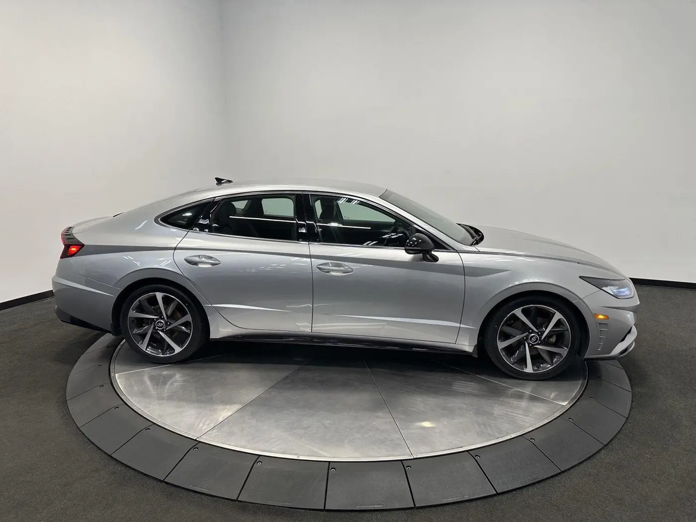 2021 Hyundai Sonata - $18,499