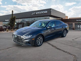 2020 Hyundai SONATA with Portofino Gray Exterior