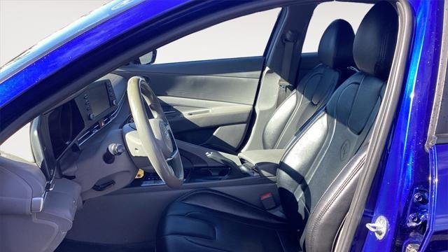2021 Hyundai ELANTRA SE
