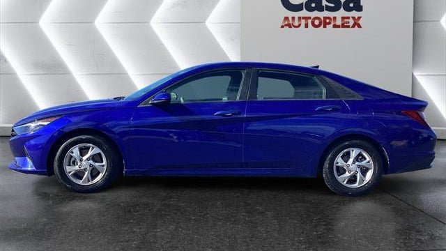 2021 Hyundai ELANTRA SE
