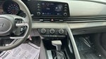 2022 Elantra Thumbnail 18