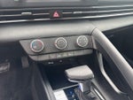 2022 Elantra Thumbnail 17