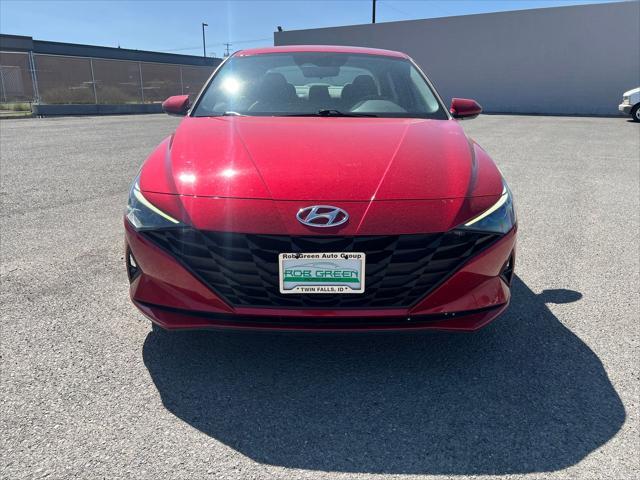2022 Hyundai Elantra - $13,940