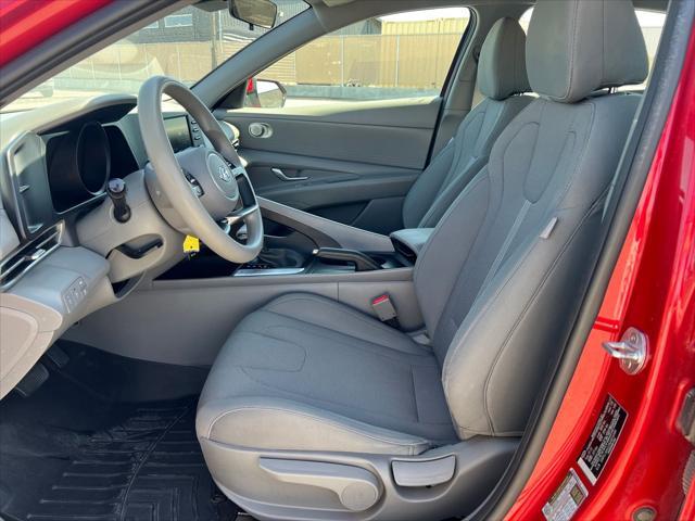 2022 Hyundai Elantra - $13,940