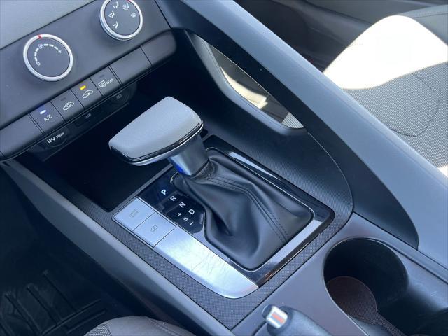2022 Hyundai Elantra - $13,940